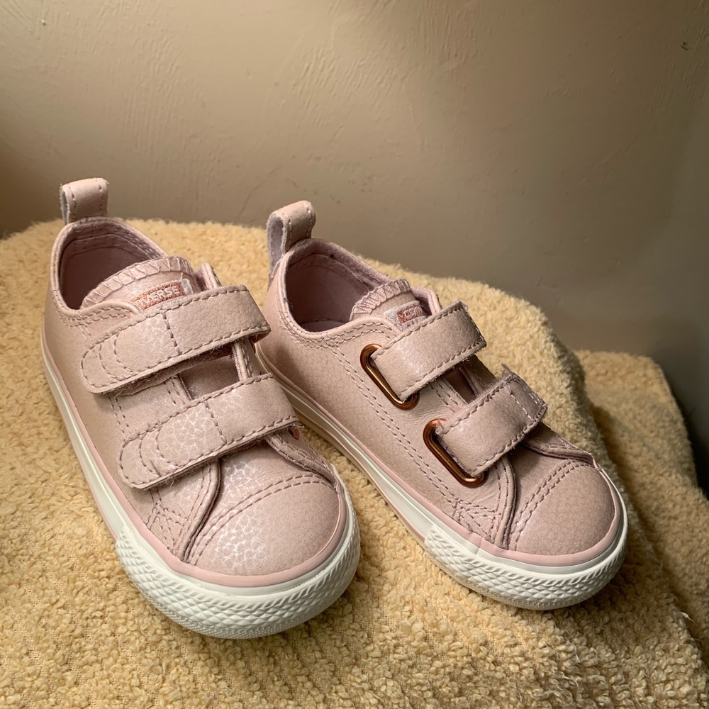 Shoes - Picture 5 of 5